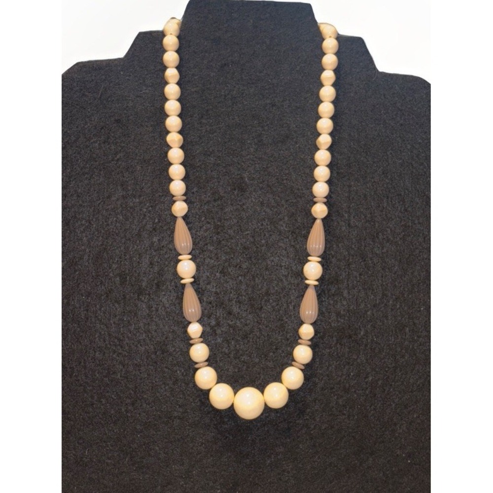1970's Vintage Avon Cream & Taupe Lucite Beaded Necklace 28"